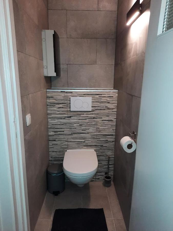 Lichtrijk En Comfortabel Hoekappartement Met Gratis Parking En Zeer Centraal Gelegen - Comme Chez Soi ออสเทนด์ ภายนอก รูปภาพ