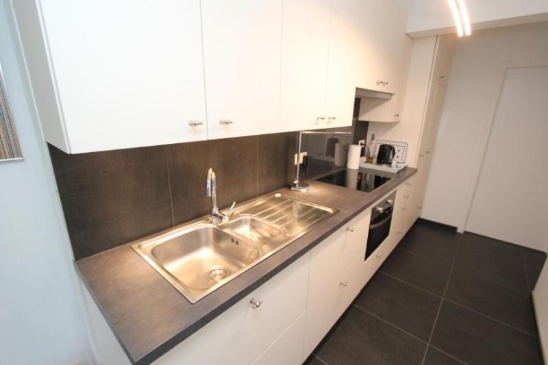 Lichtrijk En Comfortabel Hoekappartement Met Gratis Parking En Zeer Centraal Gelegen - Comme Chez Soi ออสเทนด์ ภายนอก รูปภาพ