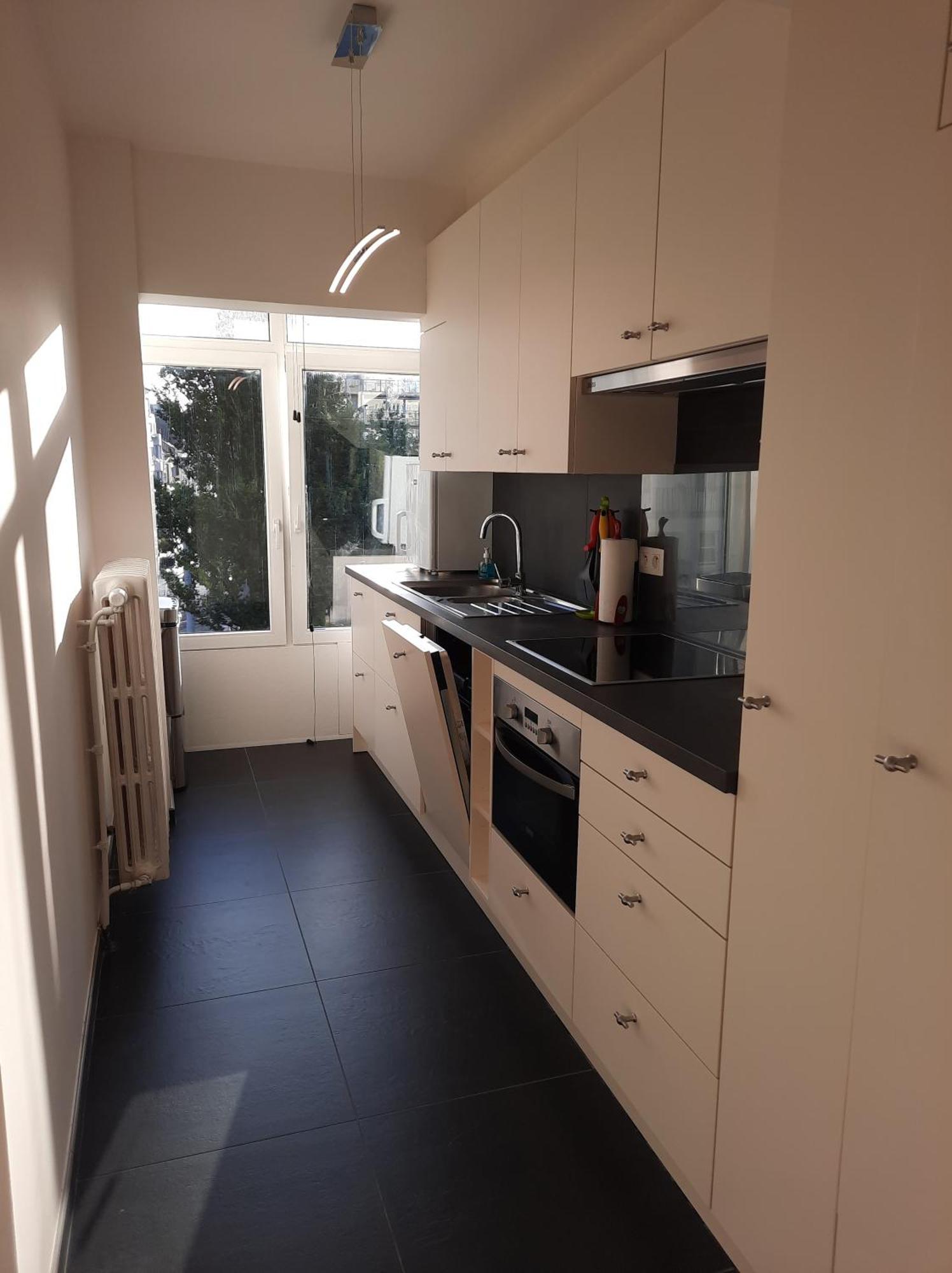 Lichtrijk En Comfortabel Hoekappartement Met Gratis Parking En Zeer Centraal Gelegen - Comme Chez Soi ออสเทนด์ ภายนอก รูปภาพ