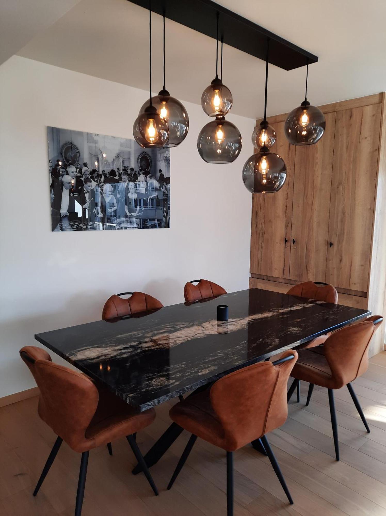 Lichtrijk En Comfortabel Hoekappartement Met Gratis Parking En Zeer Centraal Gelegen - Comme Chez Soi ออสเทนด์ ภายนอก รูปภาพ